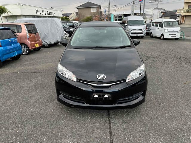 TOYOTA WISH 2012