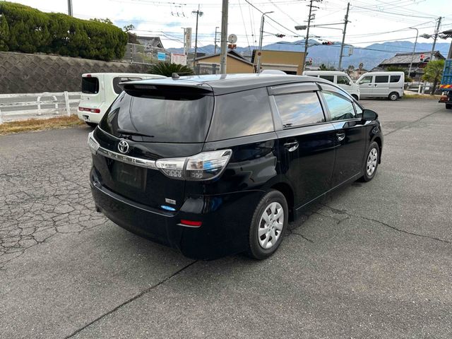 TOYOTA WISH 2012