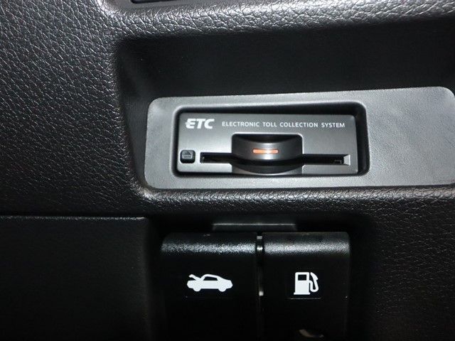 NISSAN X-TRAIL 2WD 2015