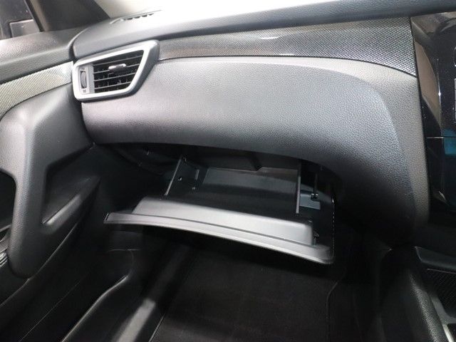 NISSAN X-TRAIL 2WD 2015