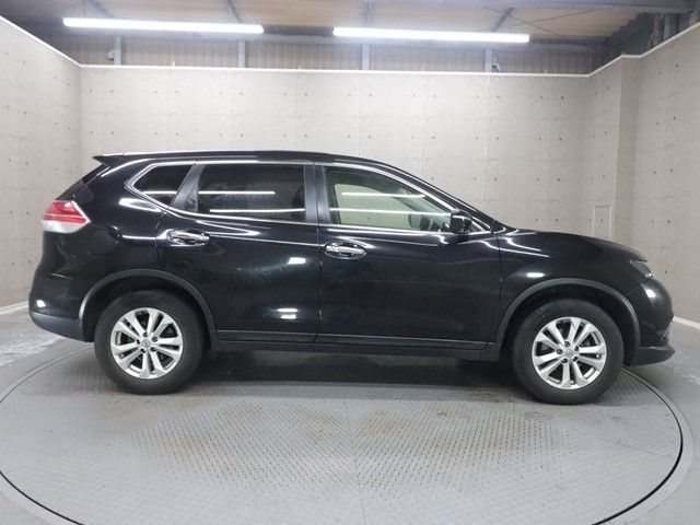 NISSAN X-TRAIL 2WD 2015