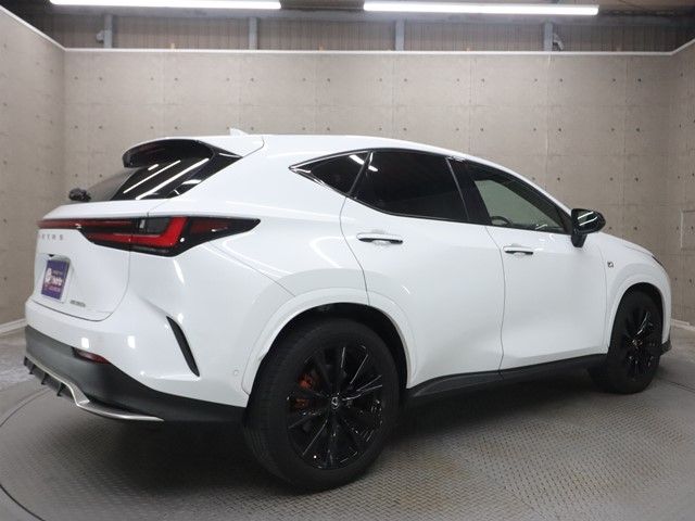 TOYOTA LEXUS NX350h 2023