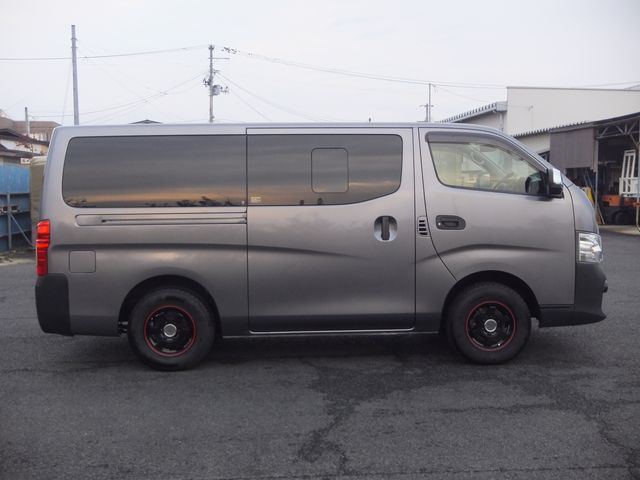 NISSAN NV350 CARAVAN 4WD 2022
