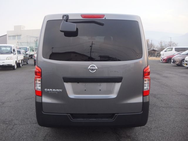 NISSAN NV350 CARAVAN 4WD 2022