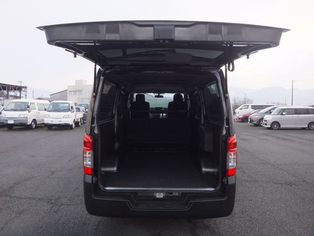NISSAN NV350 CARAVAN 4WD 2022