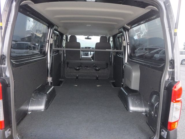 NISSAN NV350 CARAVAN 4WD 2022