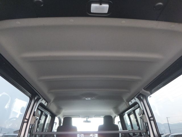 NISSAN NV350 CARAVAN 4WD 2022