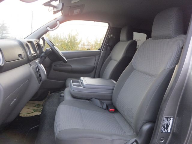 NISSAN NV350 CARAVAN 4WD 2022