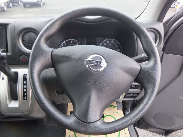 NISSAN NV350 CARAVAN 4WD 2022