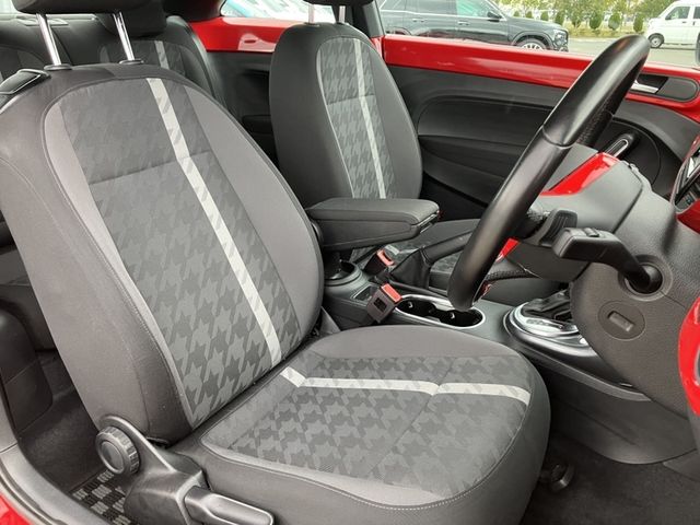 VOLKSWAGEN VOLKSWAGEN The BEETLE 2018