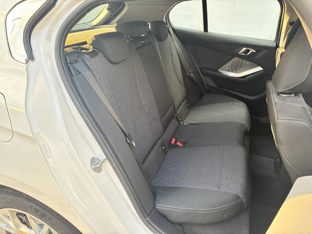 BMW BMW 1series 2025