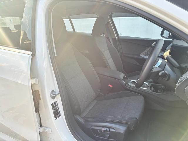 BMW BMW 1series 2025