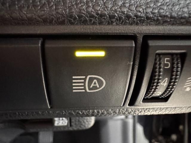 TOYOTA COROLLA SPORT HYBRID 2018