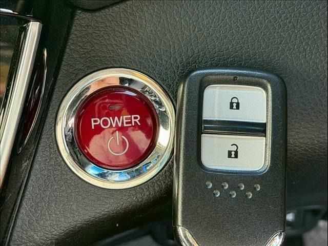 HONDA VEZEL HYBRID 2017