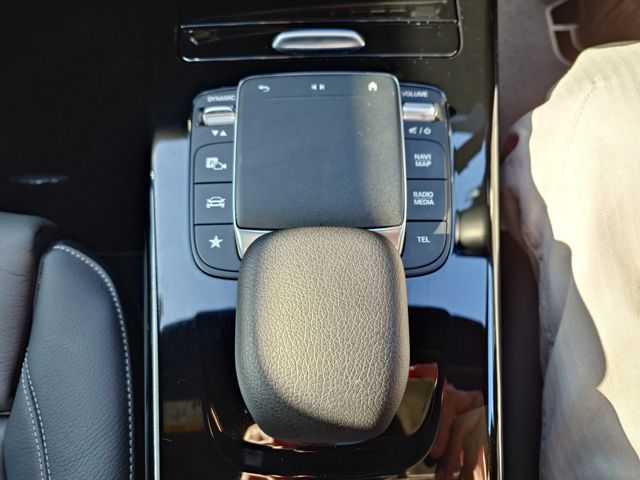 MERCEDES BENZ MERCEDES BENZ CLA Shooting Brake 2023