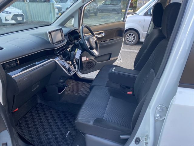 DAIHATSU MOVE CUSTOM 2020