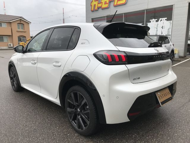 PEUGEOT PEUGEOT 208 2021