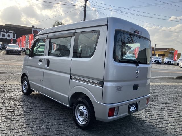 NISSAN NV100 CLIPPER 2015