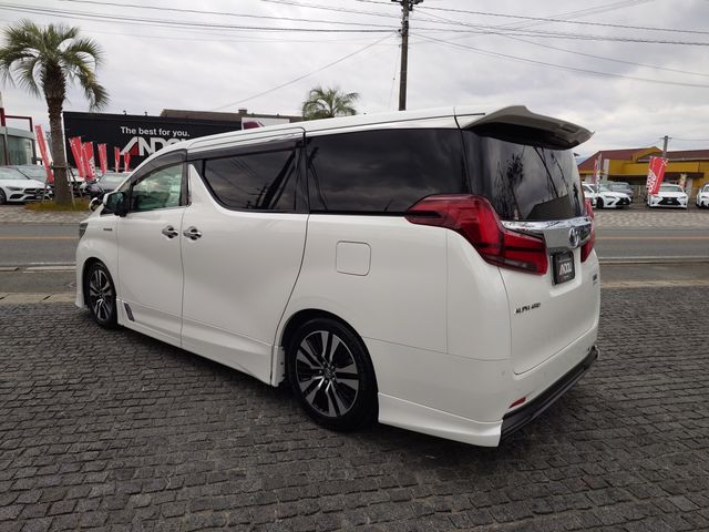 TOYOTA ALPHARD hybrid 4WD 2018