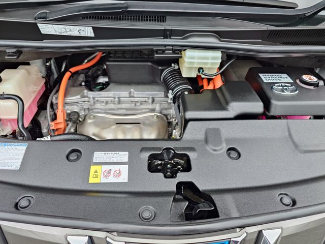 TOYOTA ALPHARD hybrid 4WD 2018