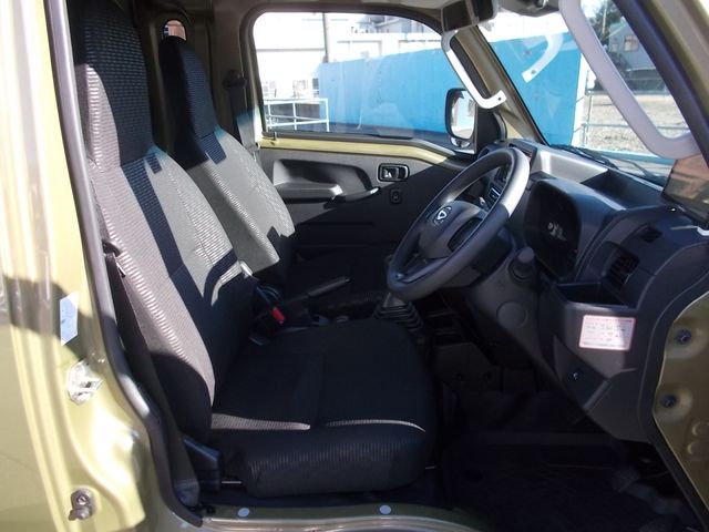 DAIHATSU HIJET truck 4WD 2022