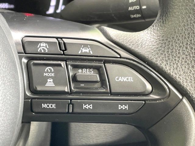 TOYOTA YARIS CROSS HYBRID 2024