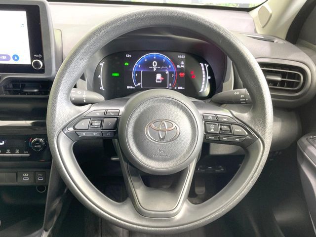 TOYOTA YARIS CROSS HYBRID 2024