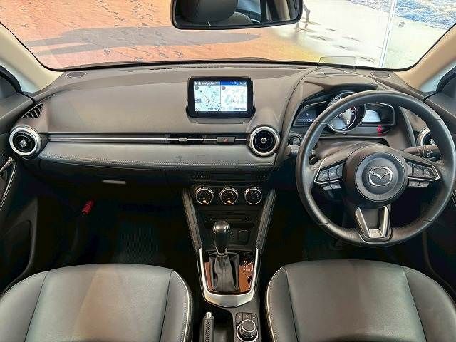 MAZDA MAZDA2 2019