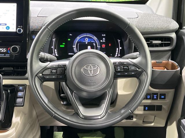 TOYOTA SIENTA HYBRID 2023