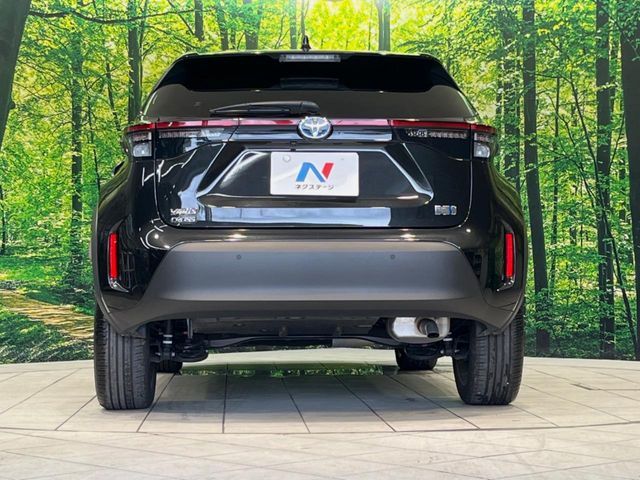 TOYOTA YARIS CROSS HYBRID 2023