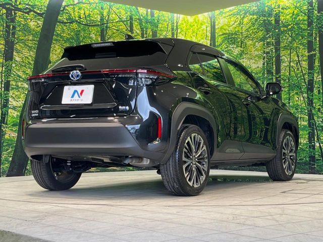 TOYOTA YARIS CROSS HYBRID 2023