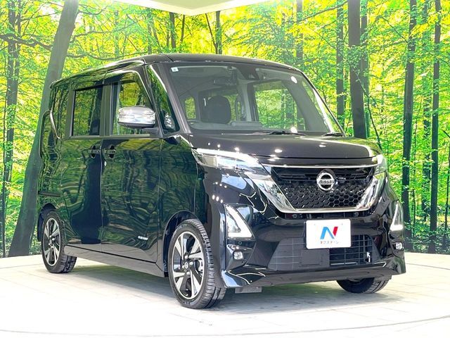 NISSAN ROOX 2021