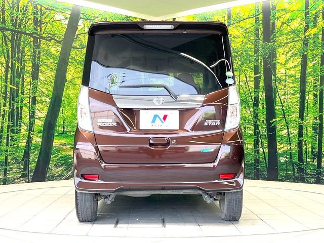 NISSAN DAYZ ROOX 2015