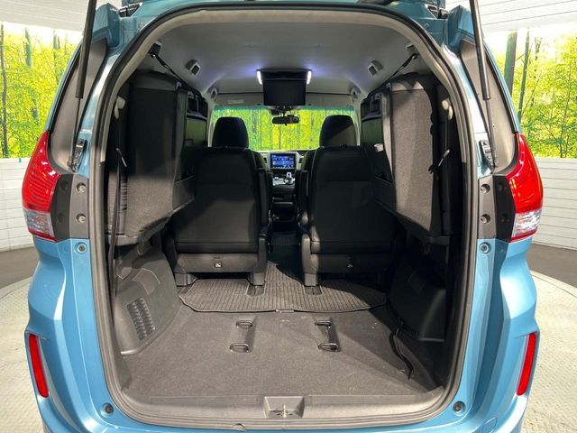 HONDA FREED HYBRID 2018