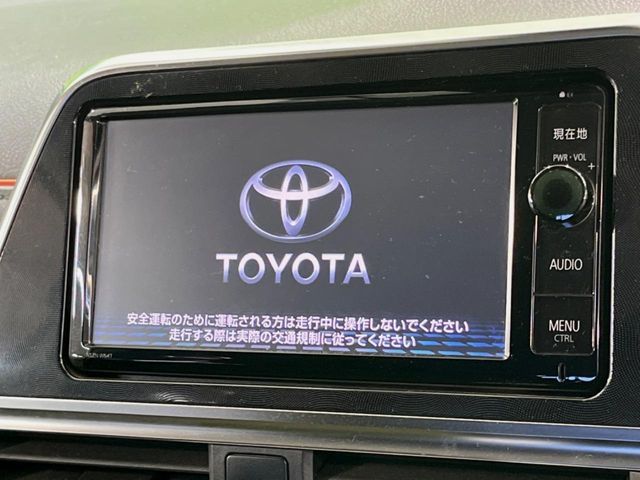 TOYOTA SIENTA HYBRID 2016