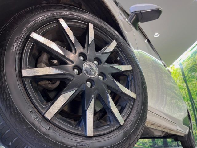 TOYOTA SIENTA HYBRID 2016