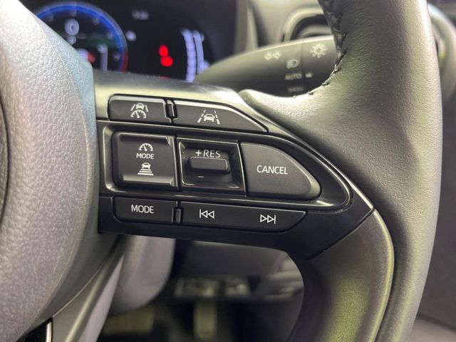 TOYOTA YARIS CROSS 2025