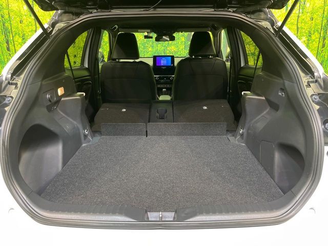 TOYOTA YARIS CROSS 2025