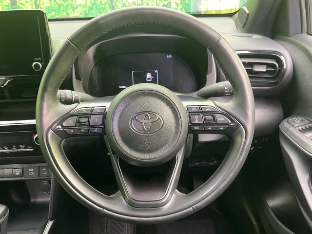 TOYOTA YARIS CROSS 2025
