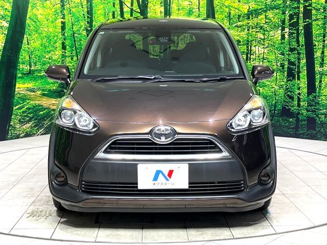 TOYOTA SIENTA 2017
