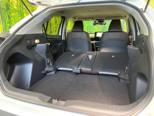 TOYOTA YARIS CROSS HYBRID 2021