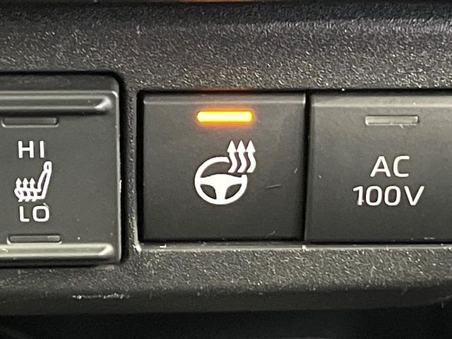 TOYOTA SIENTA HYBRID 2022