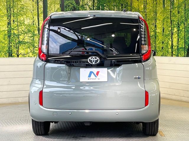 TOYOTA SIENTA HYBRID 2022