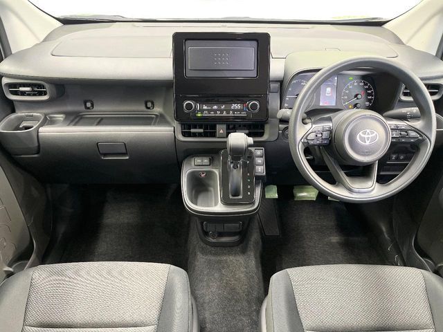 TOYOTA SIENTA HYBRID 2025