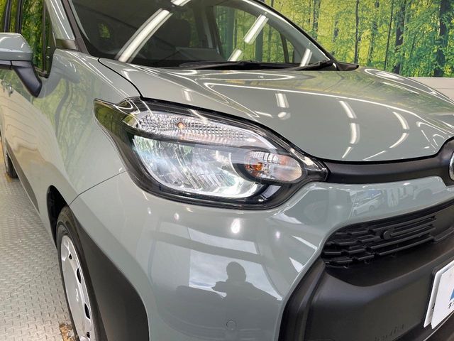 TOYOTA SIENTA HYBRID 2025