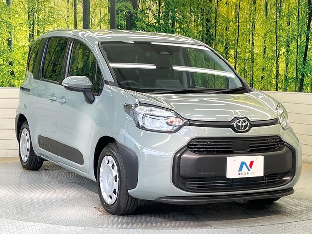 TOYOTA SIENTA HYBRID 2025