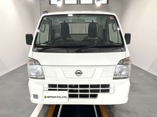 NISSAN NT100 CLIPPER 4WD 2014