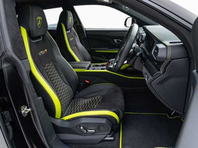 LAMBORGHINI LAMBORGHINI URUS 2022