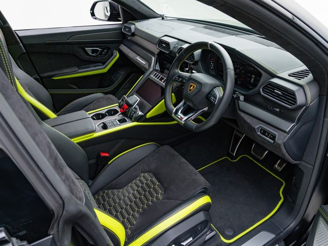 LAMBORGHINI LAMBORGHINI URUS 2022