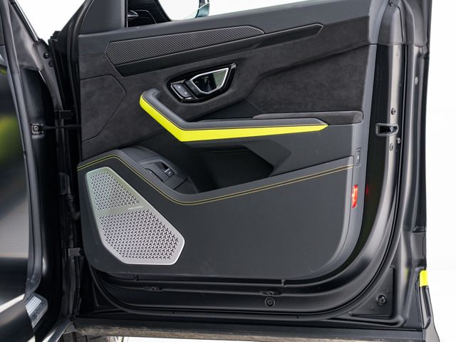 LAMBORGHINI LAMBORGHINI URUS 2022